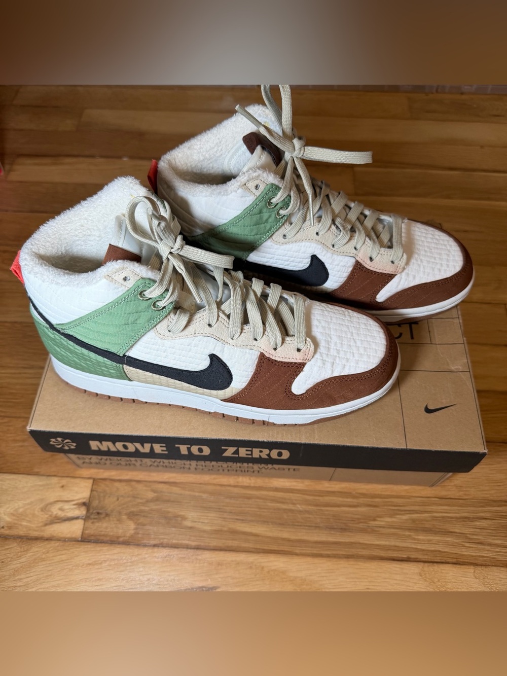 Nike Dunk High Next Nature
Summit White (Women's)